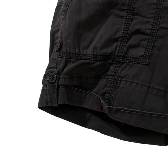3 for $30! Calvin Klein black cargo shorts. Size 4 - Picture 5 of 8